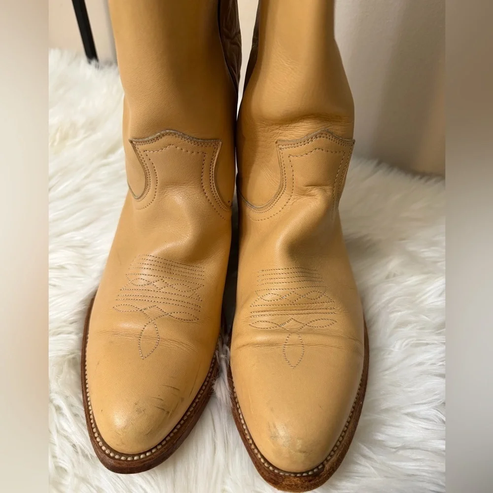 Frye stylish tan